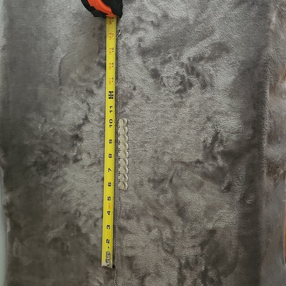 A Silver Tone Reversible Necklace with  Polished & Striated Sides 16 inches. - Picture 9 of 11